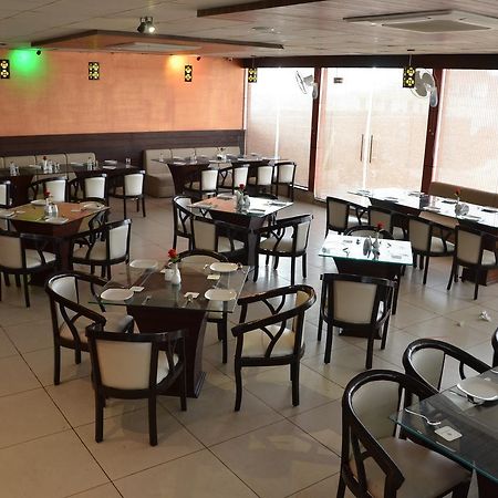 Hotel Fortune Blue Sikar Ngoại thất bức ảnh