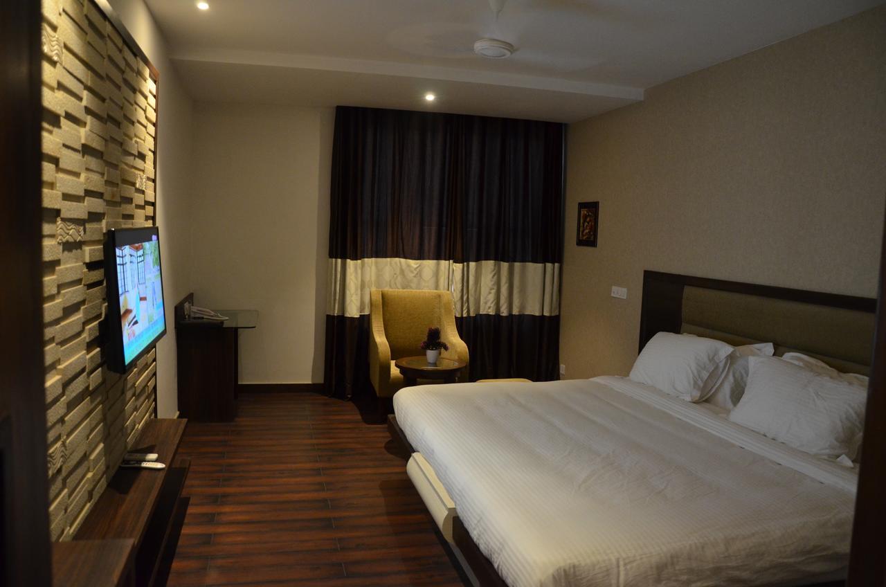 Hotel Fortune Blue Sikar Ngoại thất bức ảnh