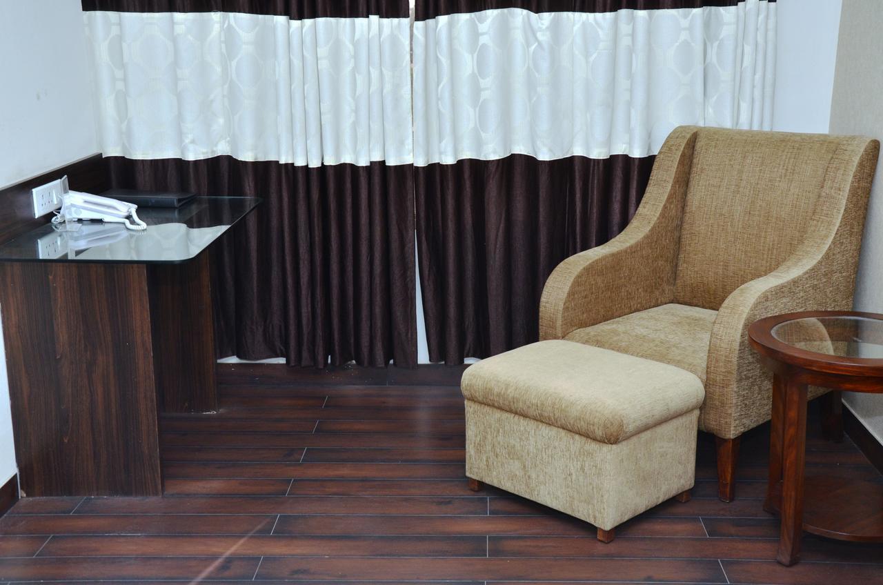 Hotel Fortune Blue Sikar Ngoại thất bức ảnh