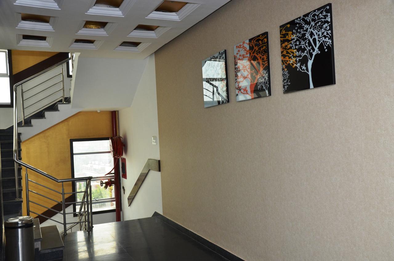 Hotel Fortune Blue Sikar Ngoại thất bức ảnh