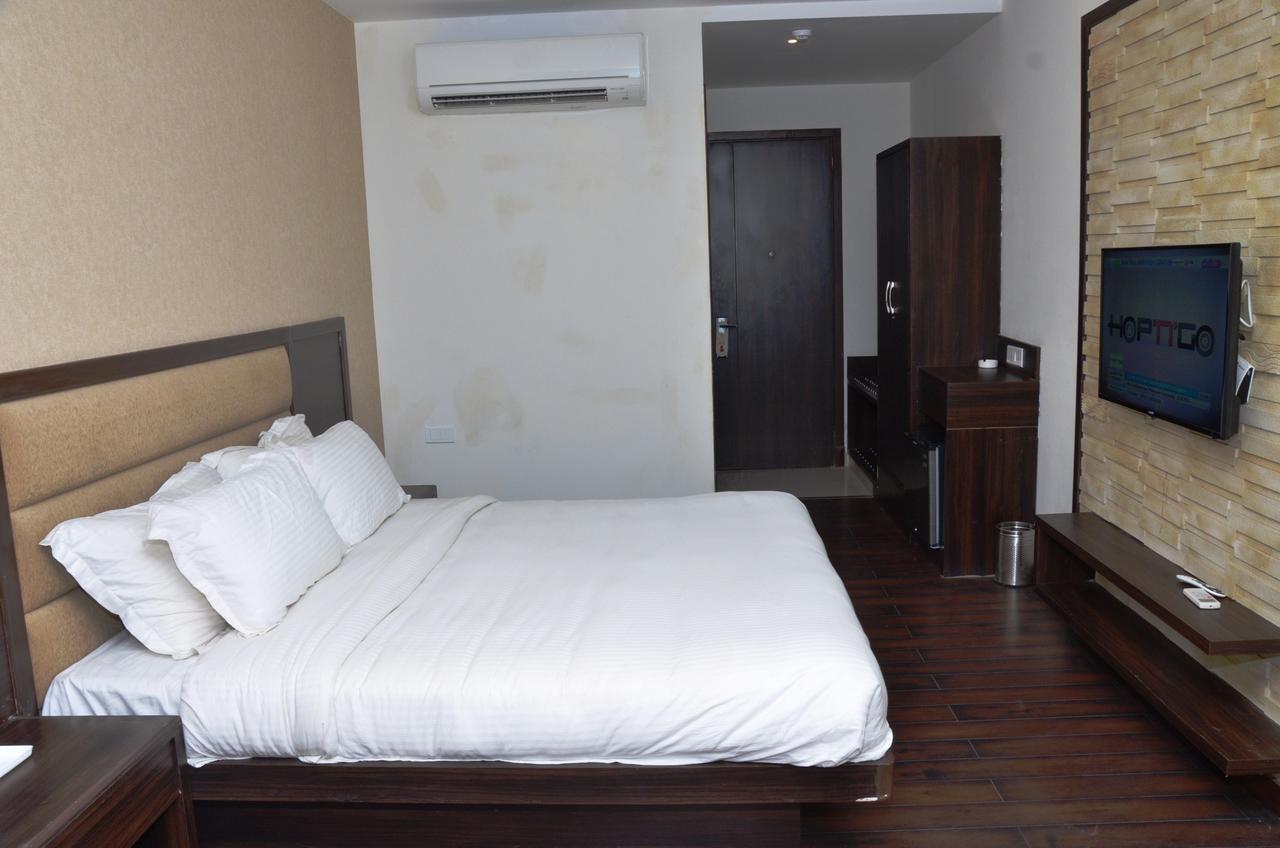 Hotel Fortune Blue Sikar Ngoại thất bức ảnh